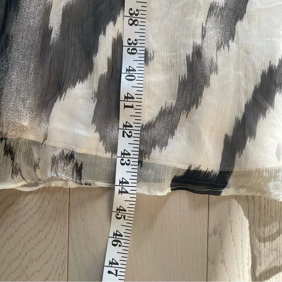 Tommy Hilfiger Special Edition 100% Silk Ikat Print Keyhole Back Midi Dress - Picture 16 of 17